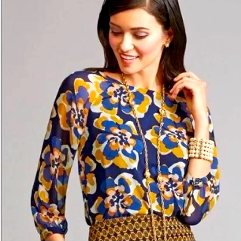 Cabi Lydia Blouse Size Large Floral Navy Blue London Style# 3426 3/4 Sleeve